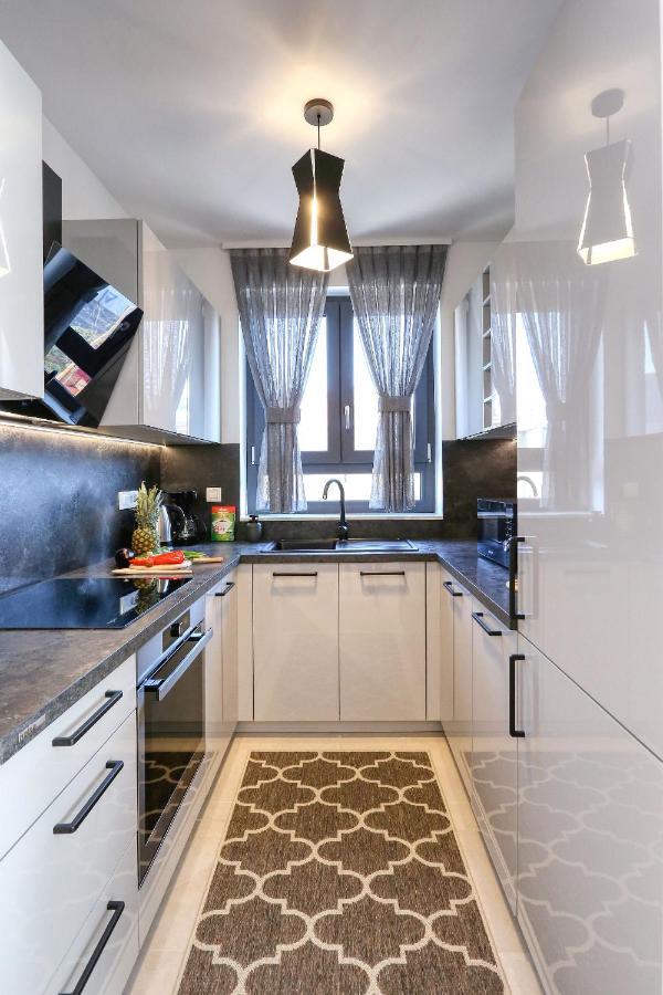 Perla With Free Parking Apartment *