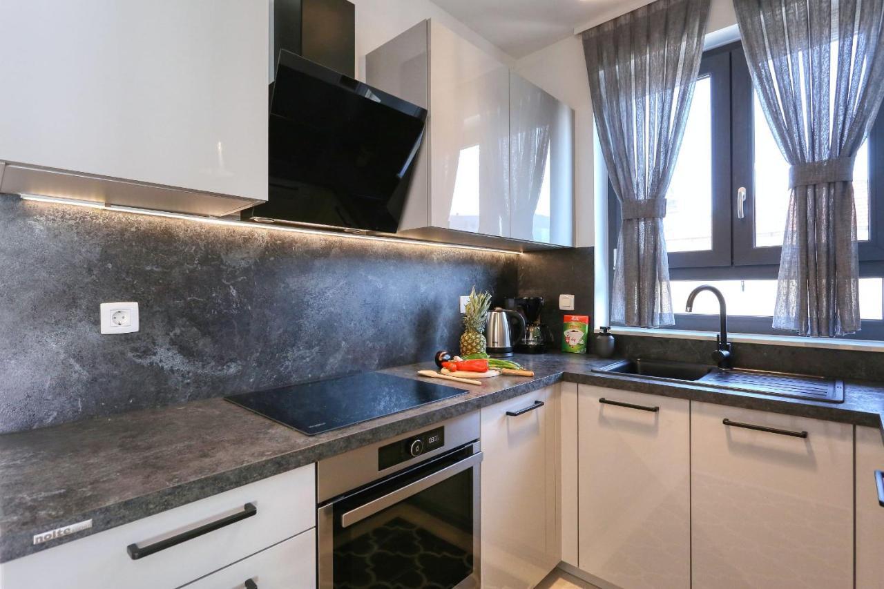 Perla With Free Parking Apartment Zadar