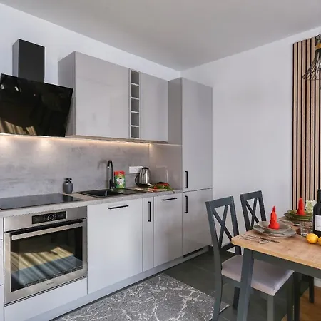 Apartments Perla With Free Parking Zadar Exterior photo