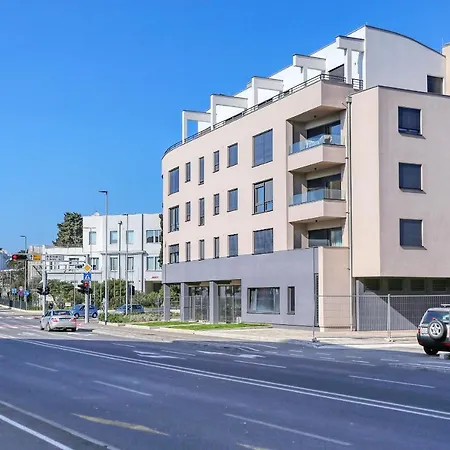 Apartments Perla With Free Parking Zadar Exterior photo