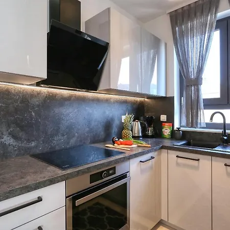 Apartments Perla With Free Parking Zadar Exterior photo